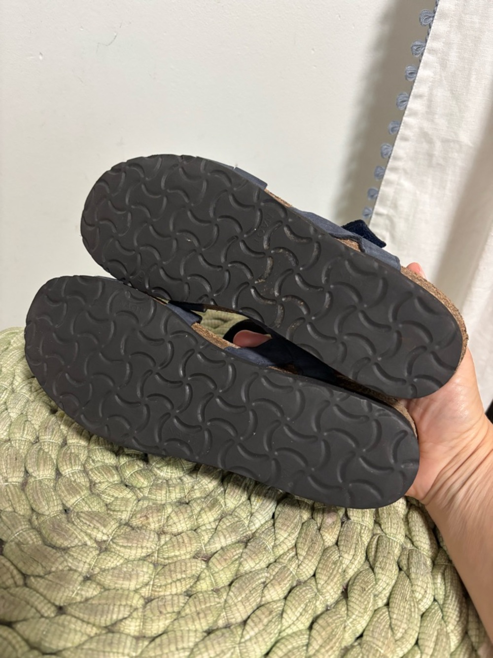 Naot Kayla Navy Nubuck Strappy Wedge Comfort Sandal Size 7 - Picture 7 of 7